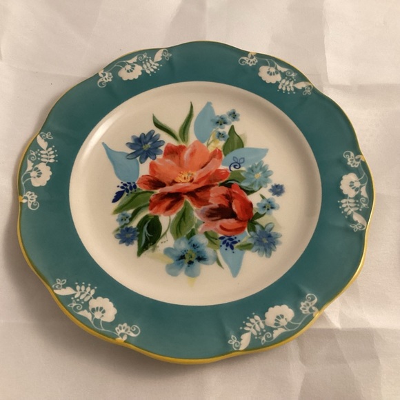 Two The Pioneer Woman plates lot - Picture 3 of 12